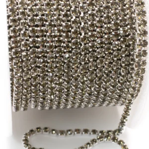 Стразовая цепь ss8 (2,5 мм) 1 м Black diamond silver