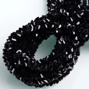 Бусины Swarovski огранка треугольник 2 мм Ø 0,8 мм 22 см (+-148 шт.) Черный непрозрачный