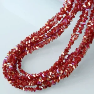 Бусины Swarovski огранка треугольник 3 мм Ø 0,8 мм 27 см (+-130 шт.) Бордовый АВ непрозрачный