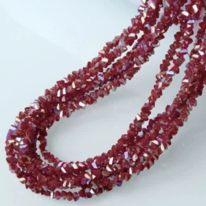Бусины Swarovski огранка треугольник 6 мм Ø 1 мм 30 см (+-85 шт.) Бордовый темный АВ непрозрачный