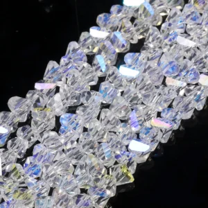 Бусины Swarovski огранка треугольник 4 мм Ø 1 мм 35 см (+-130 шт.) Прозрачный АВ