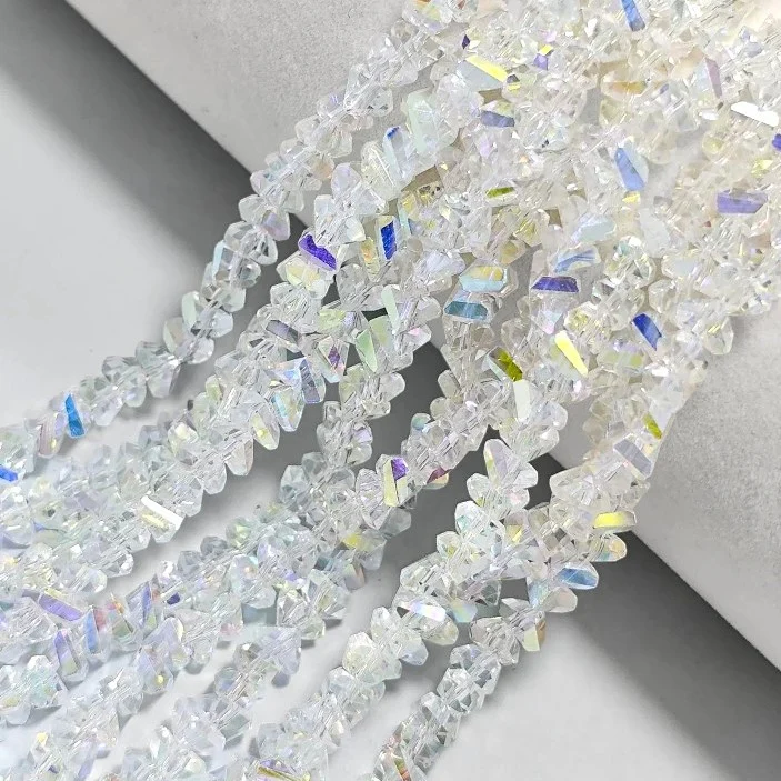 Бусины Swarovski огранка треугольник 3 мм Ø 0,8 мм 27 см (+-130 шт.) Прозрачный АВ+