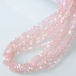 Бусины Swarovski огранка треугольник 4 мм Ø 1 мм 35 см (+-130 шт.) Пудровый АВ прозрачный