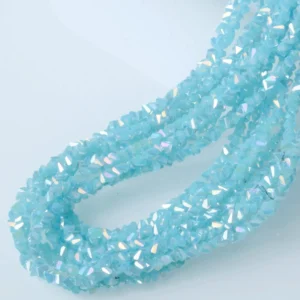 Бусины Swarovski огранка треугольник 3 мм Ø 0,8 мм 30 см (+-130 шт.) Небесный АВ