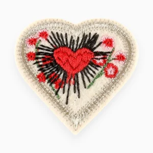 Термоаплікація Blooming heart вишита 4,9х5,1 см 1 шт. Білий