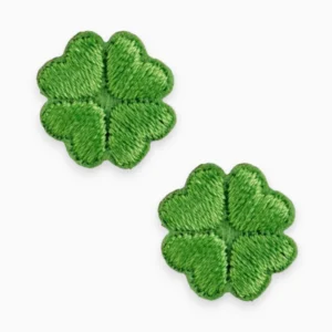 Термоаплікація Four-leaf clover вишита 1,5х1,5 см 1 шт. Зелений
