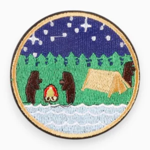 Термоаппликация Bear Camping вышитая 7,1х7,1 см 1 шт. Разные цвета