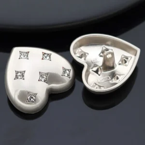 Пуговица Heart Six Diamonds LuxFabric на ножке металл 18х16,5 мм 1 шт. Серый матовый