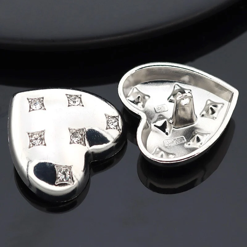 Гудзик Heart Six Diamonds LuxFabric на ніжці метал 18х16, 5 мм 1 шт. Платина