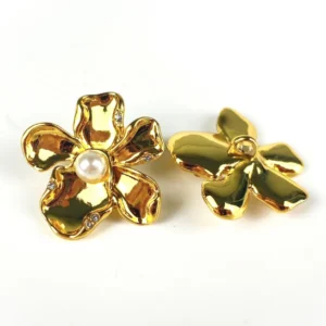 Гудзик Flower Pearl LuxFabric на ніжці метал 24х23 мм 1 шт. Золотистий