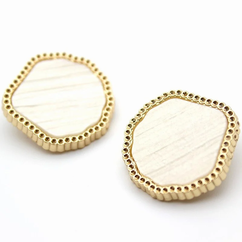 Гудзик Pearl drop LuxFabric на ніжці метал 18 мм 1 шт. Білий
