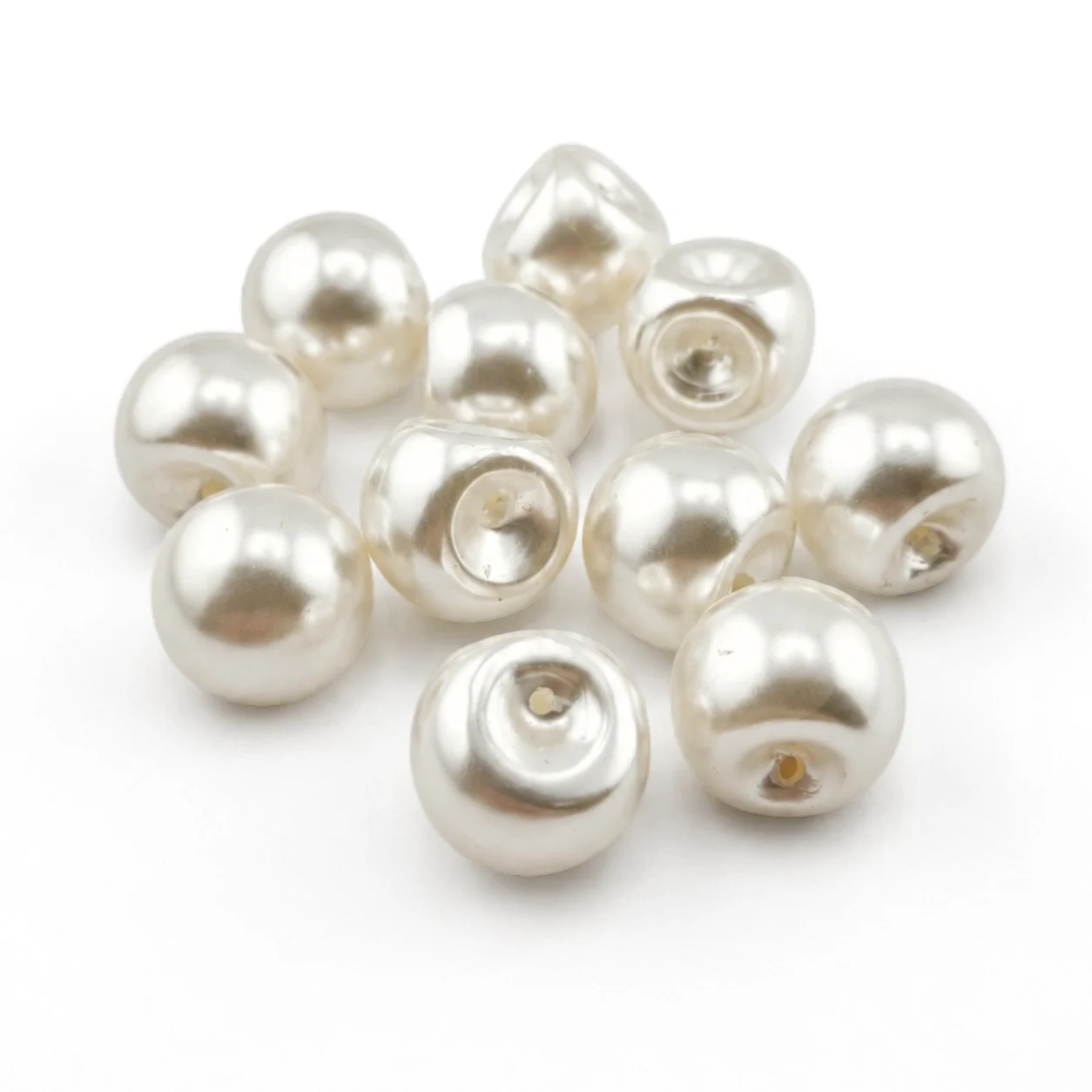 Пуговица Pearl Glow пластик 9,5 мм 1 шт. Белый